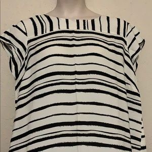 Eloquii Dresses - Eloquii White and Black Shift Dress 18/20 Eloquii Dresses - Eloquii White and Black Shift Dress 18/20